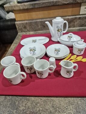1950's Children's White Floral Porcelain Tea Set , Made In Japan